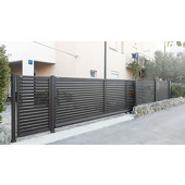 Tore, Elektrische Tore, Gartentore, Shiebetore, Einfahrtstore, Zauntore, Zaunsysteme, Hoftore, Torsysteme, Aluminiumtore, Hoftore aus Aluminium, Aluminium Hoftore, Hofeinfahrtstore, Flügeltore, Eingangstüre